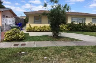 1120 NW 24th Ct, Miami, FL 33125 - Photo 3