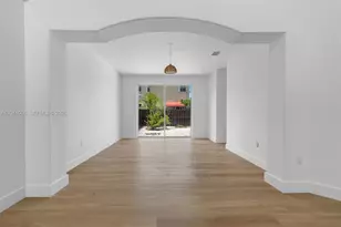 12931 NW 7th Ln, Miami, FL 33182 - Photo 25