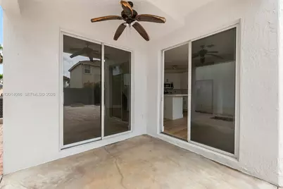 12931 NW 7th Ln, Miami, FL 33182 - Photo 41