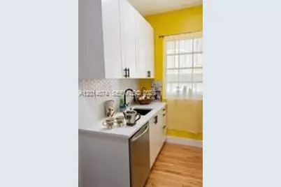 439 15th St #11, Miami Beach, FL 33139 - Photo 7