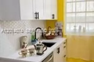 439 15th St, Miami Beach, FL 33139 - Photo 7