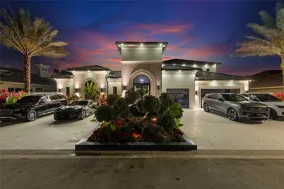 541 E Enclave Cir E, Pembroke Pines, FL 33027 - Photo 1