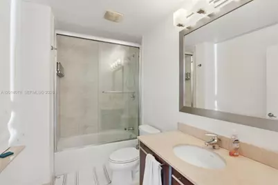 1900 N Bayshore Dr #1511, Miami, FL 33132 - Photo 13