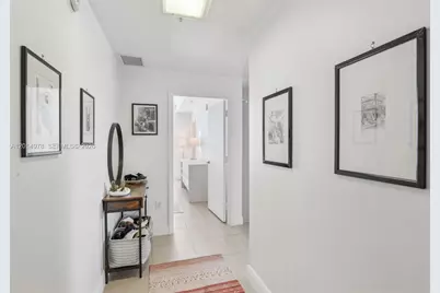 1900 N Bayshore Dr #1511, Miami, FL 33132 - Photo 3