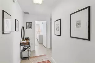 1900 N Bayshore Dr, Miami, FL 33132 - Photo 3