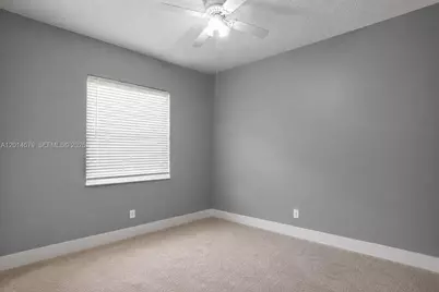 1101 NW 180th Ave, Pembroke Pines, FL 33029 - Photo 27