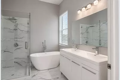 1101 NW 180th Ave, Pembroke Pines, FL 33029 - Photo 33