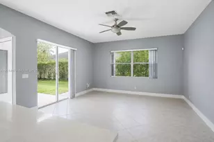 1101 NW 180th Ave, Pembroke Pines, FL 33029 - Photo 5