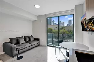 121 NE 5th St, Miami, FL 33132 - Photo 13