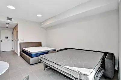 121 NE 5th Street #401B, Miami, FL 33132 - Photo 29