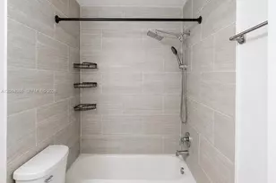 10559 La Placida Dr, Coral Springs, FL 33065 - Photo 11