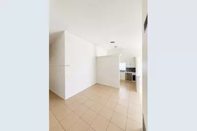 10559 La Placida Dr, Coral Springs, FL 33065 - Photo 3