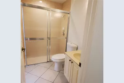 2051 NW 125th Ter, Pembroke Pines, FL 33028 - Photo 19