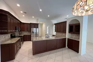 2051 NW 125th Terrace, Pembroke Pines, FL 33028 - Photo 7