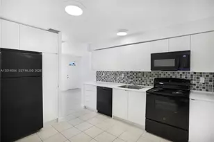1522 SW 30th St, Fort Lauderdale, FL 33315 - Photo 3