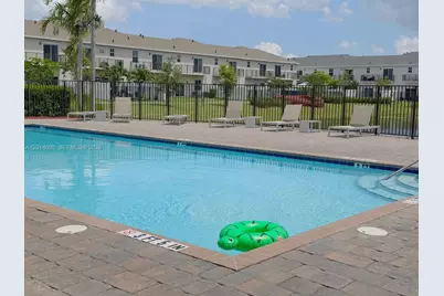 1921 SE 8th Pl, Homestead, FL 33034 - Photo 21