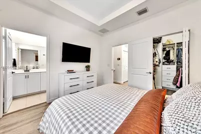 21059 NE 8th Ave #0, Miami, FL 33179 - Photo 15