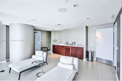 17001 Collins Ave #1006, Sunny Isles Beach, FL 33160 - Photo 43