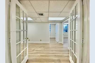 825 Brickell Bay Dr #1751, Miami, FL 33131 - Photo 11