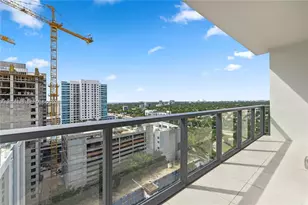 239 SW 9th St, Miami, FL 33130 - Photo 17