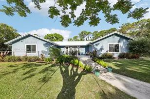 15698 N 77th Trl N, Palm Beach Gardens, FL 33418 - Photo 3