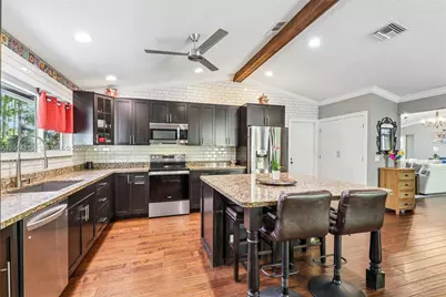 15698 N 77th Trl N, Palm Beach Gardens, FL 33418 - Photo 9