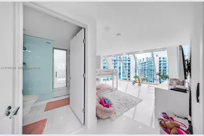 2950 NE 188th St #547, Aventura, FL 33180 - Photo 25