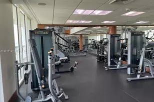 31 SE 5th St, Miami, FL 33131 - Photo 33