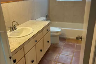 941 NW 7th St, Boca Raton, FL 33486 - Photo 9
