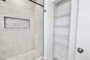 3670 NW 91st Ln, Sunrise, FL 33351 - Photo 9