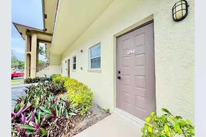3670 NW 91st Ln #3670, Sunrise, FL 33351 - Photo 13