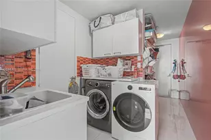 2627 S Bayshore Dr, Miami, FL 33133 - Photo 35