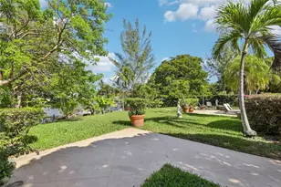19805 NE 22nd Ave, Miami, FL 33180 - Photo 51