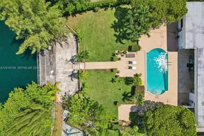 19805 NE 22nd Ave, Miami, FL 33180 - Photo 7