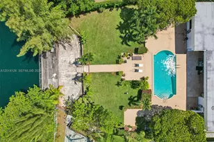 19805 NE 22nd Ave, Miami, FL 33180 - Photo 7