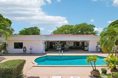 19805 NE 22nd Ave, Miami, FL 33180 - Photo 5