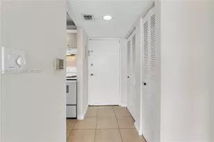 8002 SW 149th Ave, Miami, FL 33193 - Photo 11