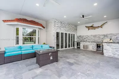 1080 NW 192nd Ave, Pembroke Pines, FL 33029 - Photo 37