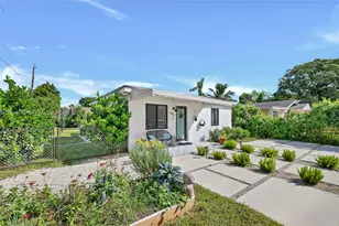 595 NW 101st St, Miami, FL 33150 - Photo 11