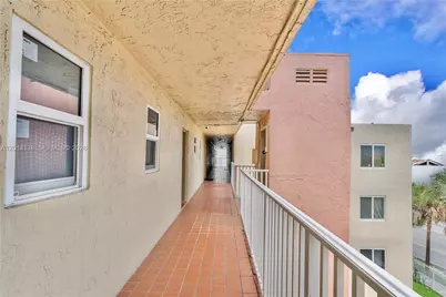 2400 NW 16th St Rd, Miami, FL 33125 - Photo 33