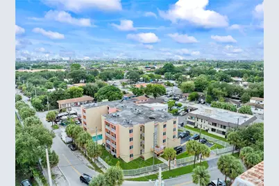2400 NW 16th St Rd, Miami, FL 33125 - Photo 15