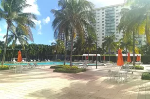 19380 Collins Ave, Sunny Isles Beach, FL 33160 - Photo 7