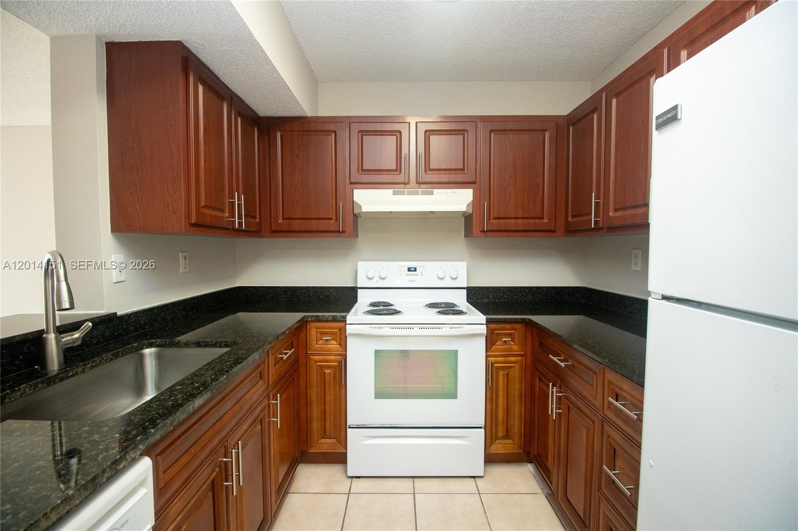 9491 S Palm Cir S #101 - 9491 S Palm Cir S #101, Pembroke Pines, FL 33025 Luxury Property | Jose Angel Pina