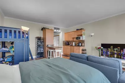 700 Biltmore Way #915, Coral Gables, FL 33134 - Photo 11