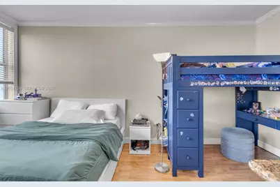 700 Biltmore Way #915, Coral Gables, FL 33134 - Photo 9