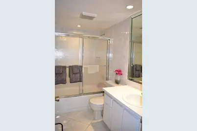 9541 Sunrise Lakes Blvd #204, Sunrise, FL 33322 - Photo 45