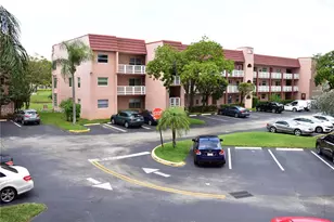 9541 Sunrise Lakes Blvd, Sunrise, FL 33322 - Photo 59
