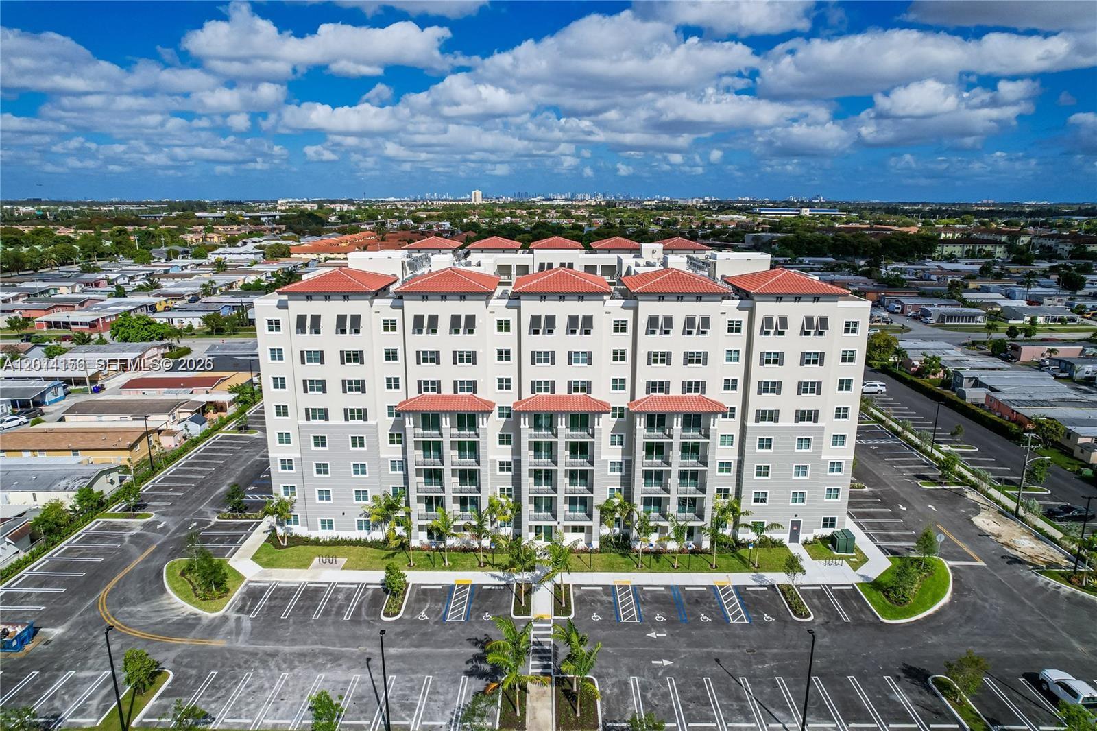 400 NW 112th Ave #828 - 400 NW 112th Ave #828, Sweetwater, FL 33172 Luxury Property | Jose Angel Pina