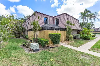 7744 W Courtyard Run W, Boca Raton, FL 33433 - Photo 21