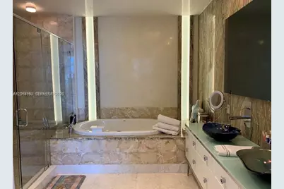 15901 Collins Ave #4107, Sunny Isles Beach, FL 33160 - Photo 29